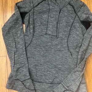 Lululemon Athletica Gray Long Sleeve Top